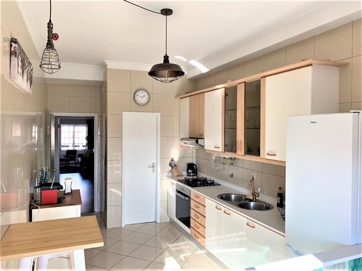 Ferienwohnung Charm City Center Apt 140M2 & Free Parking Braga Exterior foto